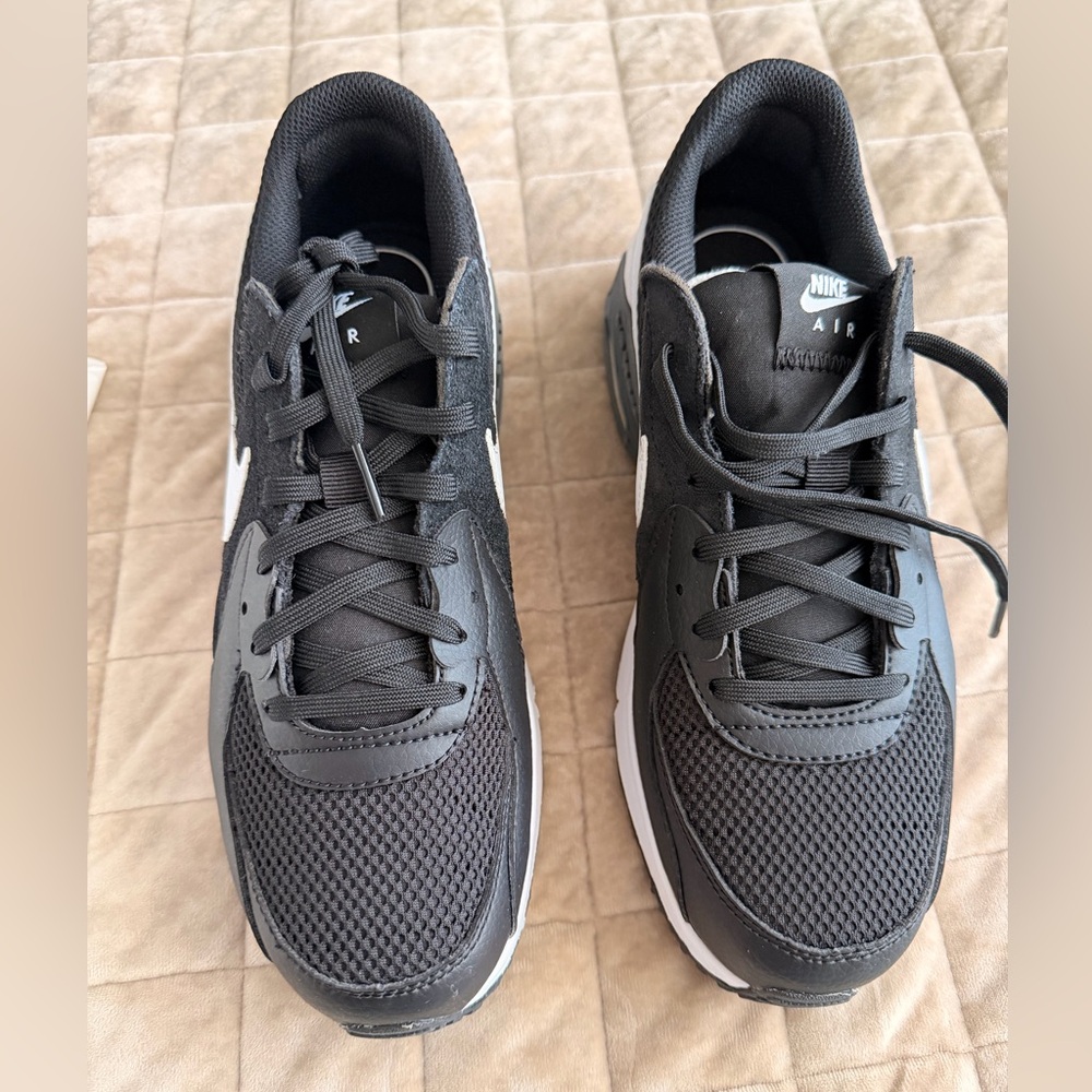 Nike Air Max Excee Men's Black Athletic Sneakers size 7